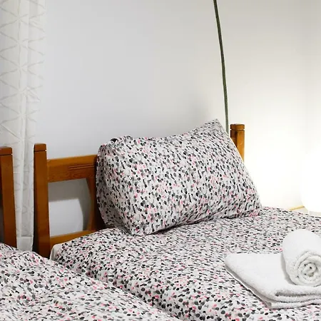 Mackenzie Flat شقة لارنكا